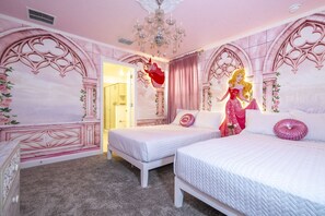 8 bedrooms, iron/ironing board, WiFi, bed sheets
