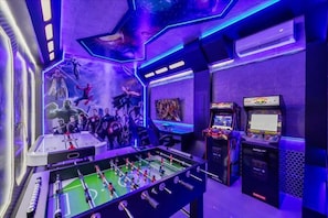 Spielezimmer