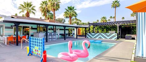 House, Multiple Beds, Pool Access, Mountain View (Rat Pack Rendezvous) | View from room