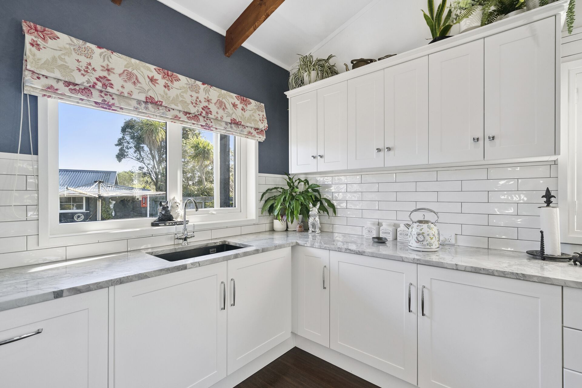 Fridge, microwave, dishwasher, toaster