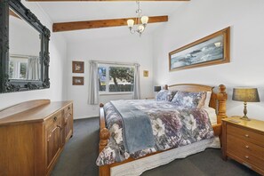 4 chambres, fer et planche à repasser, Wi-Fi, draps fournis