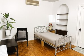 1 bedroom, WiFi, bed sheets