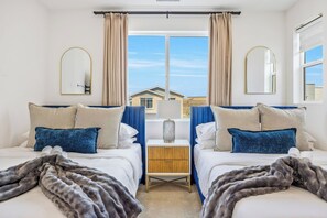 3 Schlafzimmer, Schreibtisch, Bügeleisen/Bügelbrett, kostenloses WLAN