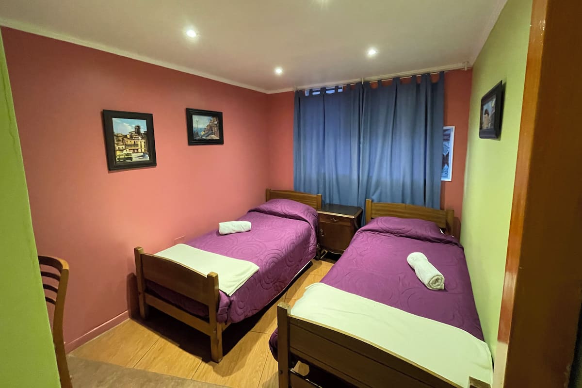 Economy Twin Room | Free WiFi