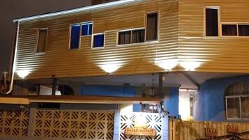 Bagian depan properti