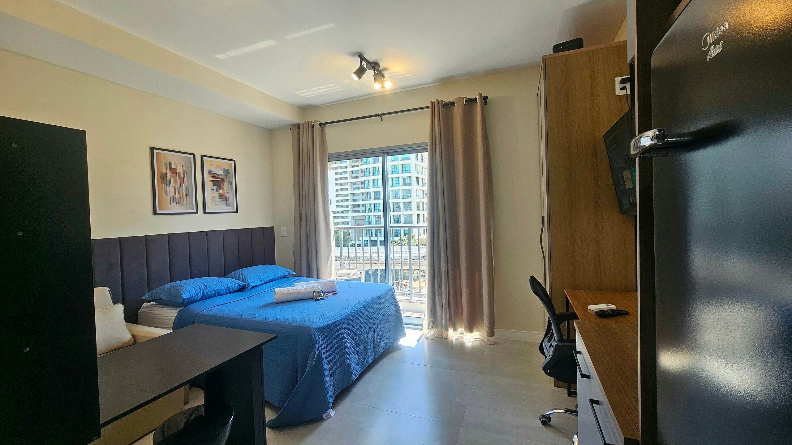 Deluxe Studio | Free WiFi