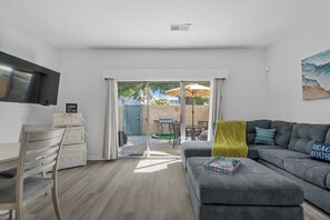 リビング エリア