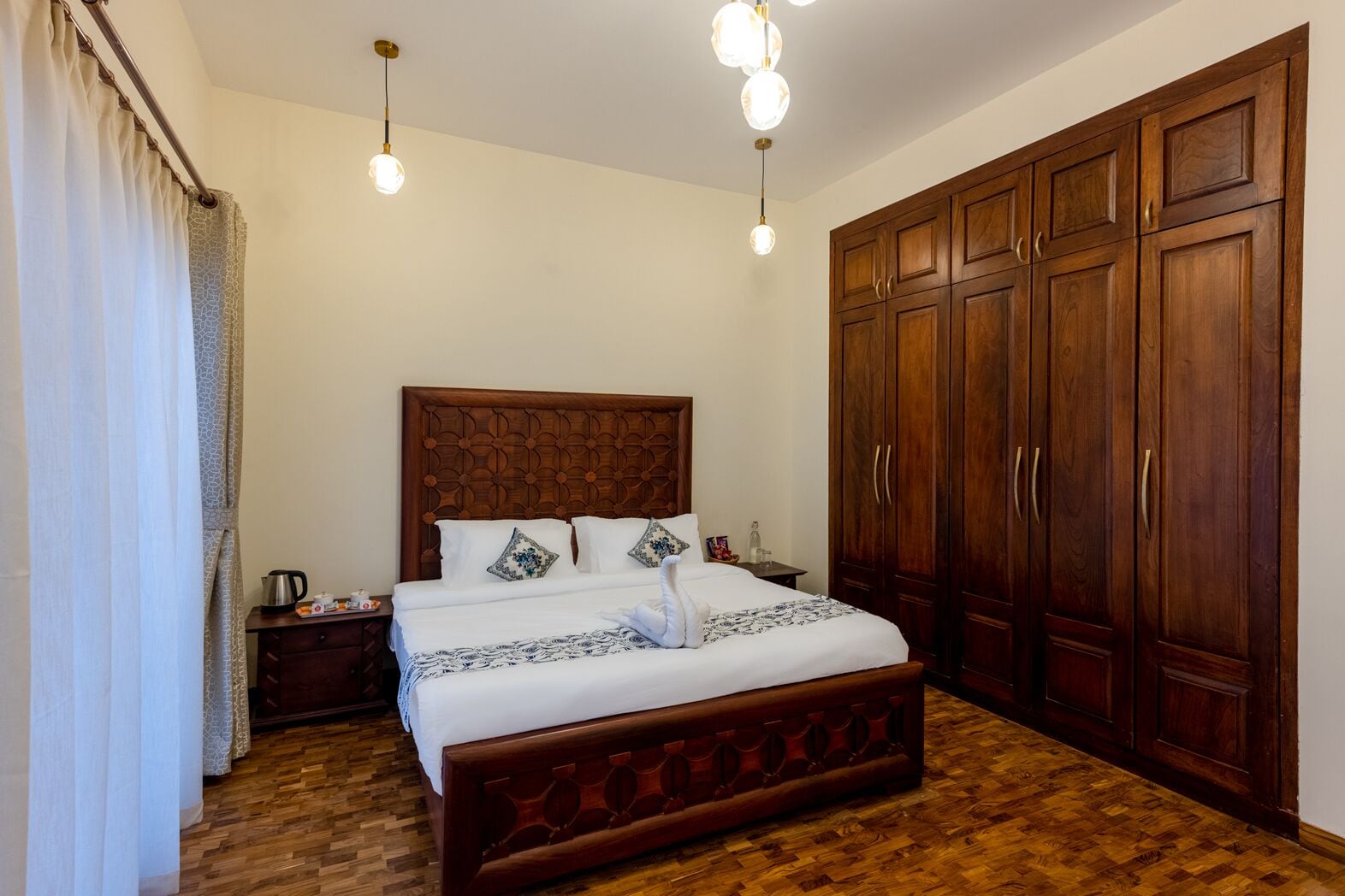 Chambre, vue montagne