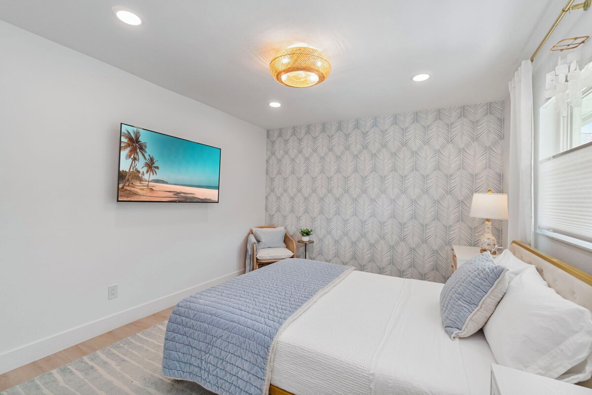 Photo 38 of LUXE: Walk to Beach - Designer 4BR w/ Pool & Spa