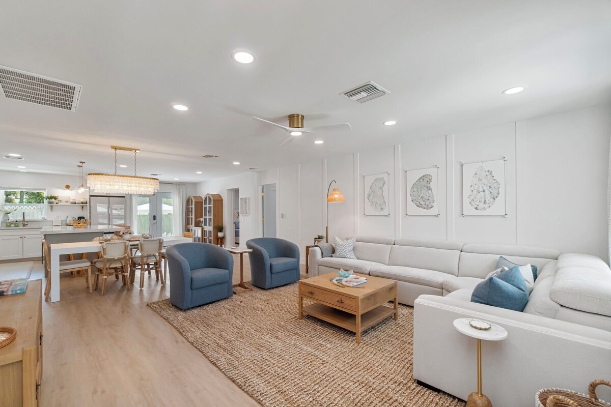 Photo 5 of LUXE: Walk to Beach - Designer 4BR w/ Pool & Spa