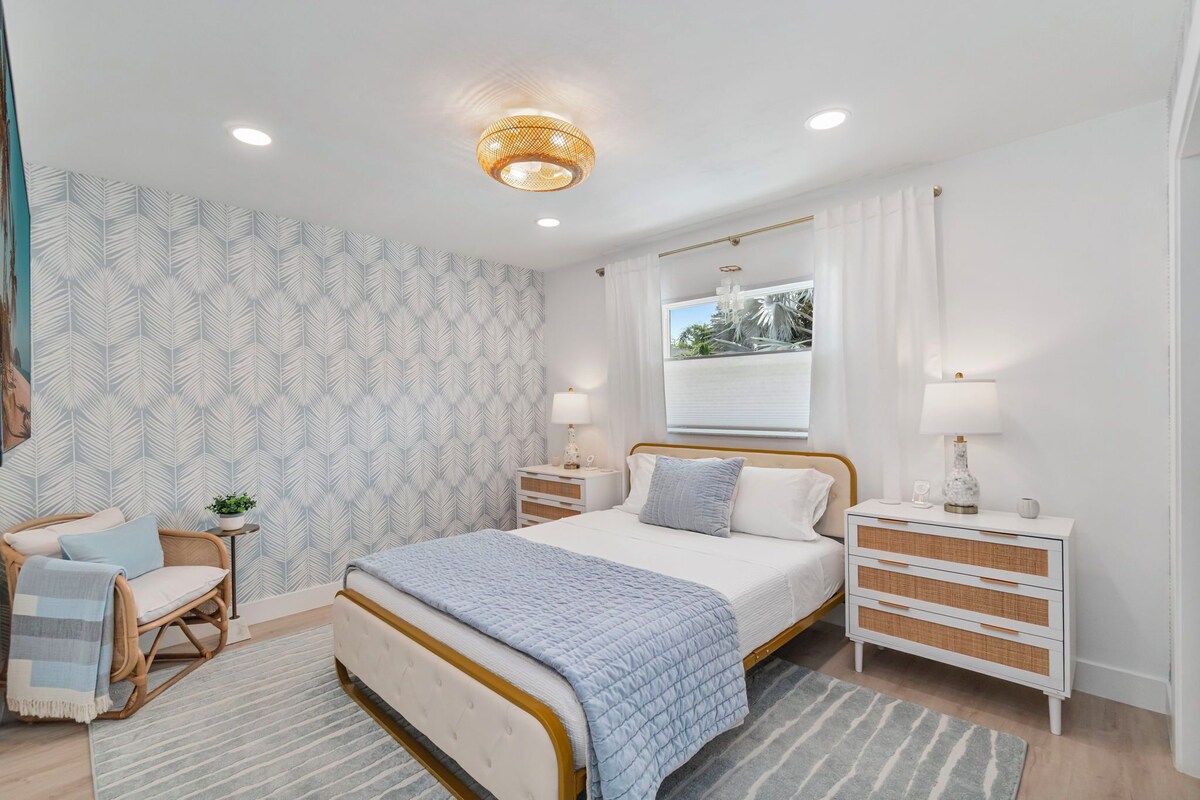 Photo 35 of LUXE: Walk to Beach - Designer 4BR w/ Pool & Spa