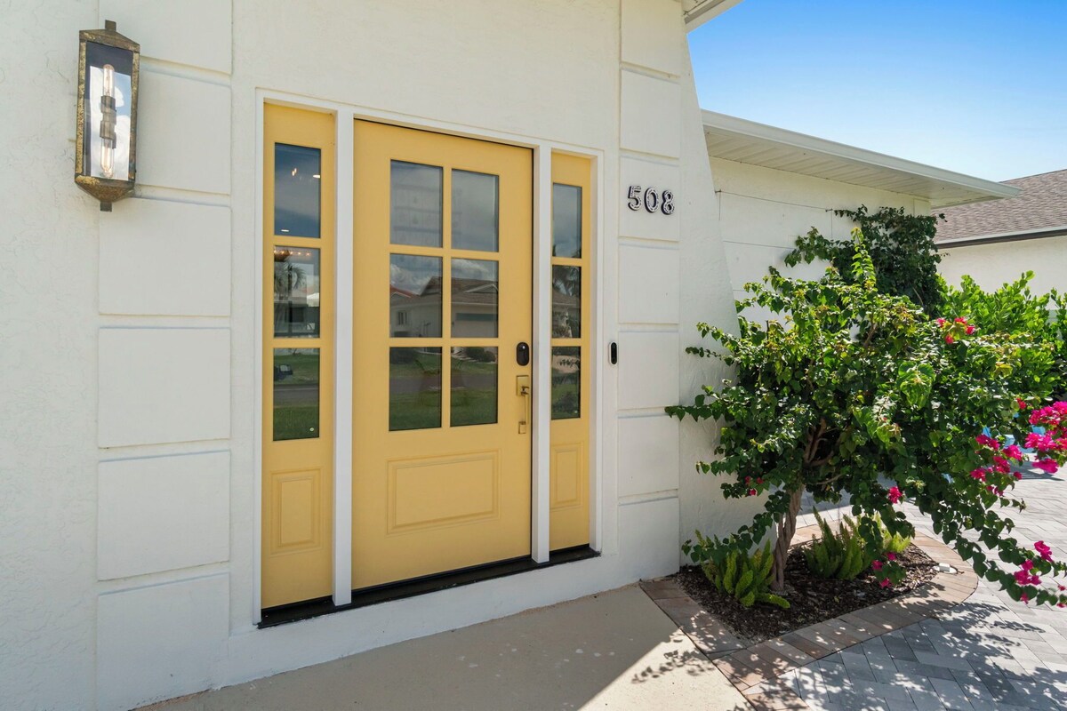 Photo 61 of LUXE: Walk to Beach - Designer 4BR w/ Pool & Spa
