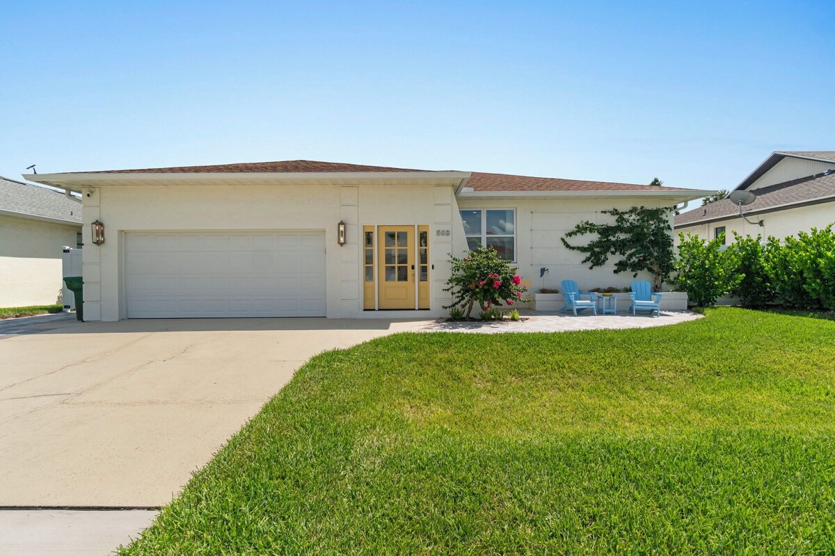 Photo 59 of LUXE: Walk to Beach - Designer 4BR w/ Pool & Spa