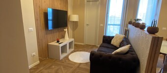 Milan apartment near american school, IEO 10 minutes city center Milan 