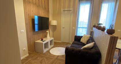 Milan apartment near american school, IEO 10 minutes city center Milan