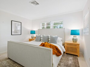 2 Schlafzimmer, Bügeleisen/Bügelbrett, Reisekinderbett, WLAN