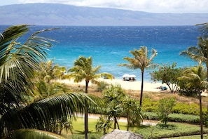 Condo (4 Bedrooms) | Front of property