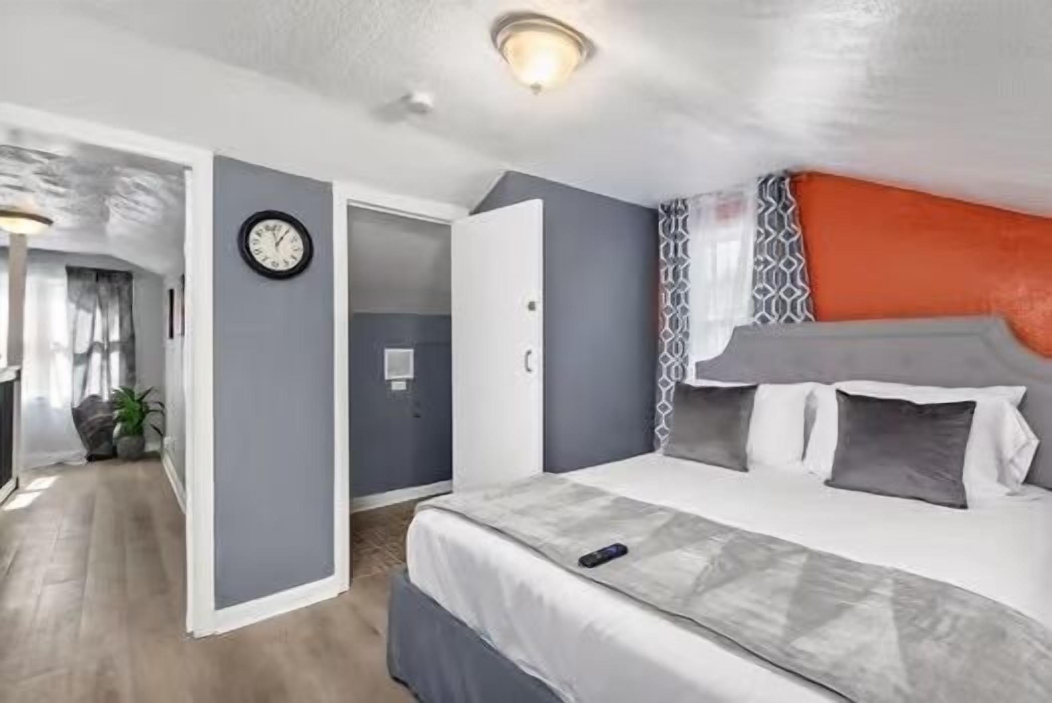 3 habitaciones, tabla de planchar con plancha y wifi gratis 