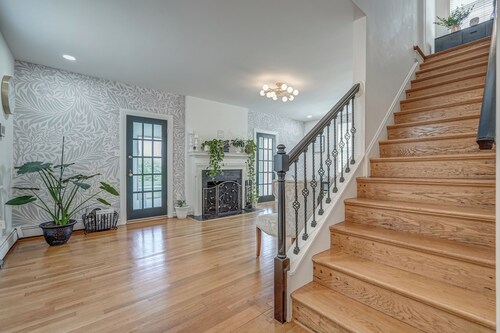 Lavender Hill! The perfect spot to rest & rejuvenate or meet with colleagues!