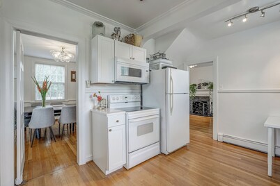 Lavender Hill! The perfect spot to rest & rejuvenate or meet with colleagues!