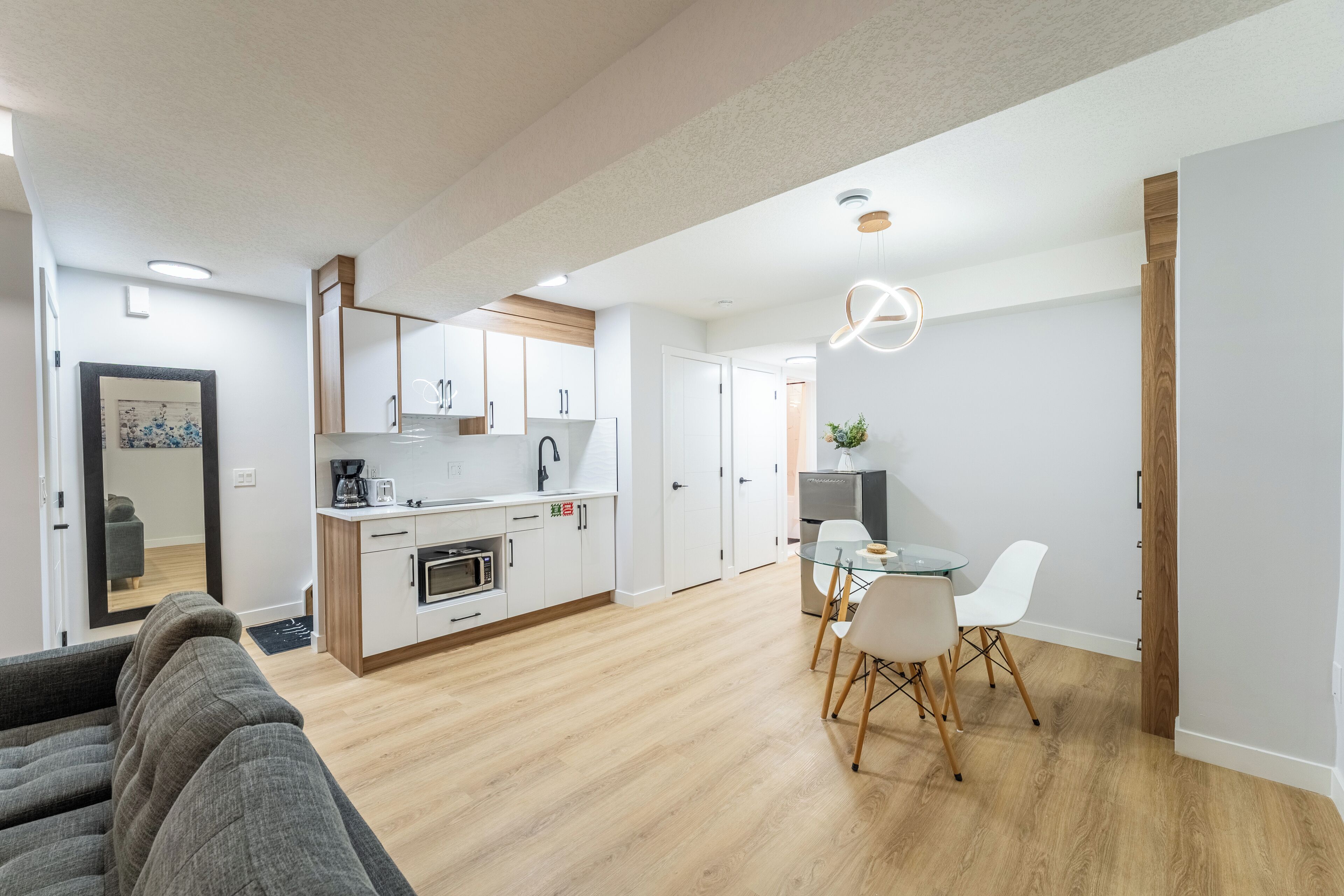 المنشأة من الداخل