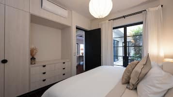 Apartemen Superior, 1 kamar tidur | Busa memori, brankas, Wi-Fi gratis, dan seprai linen