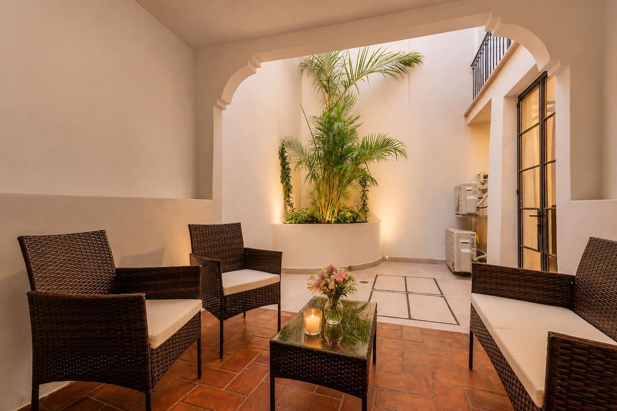 Departamento superior, 2 habitaciones, patio | Terraza o patio