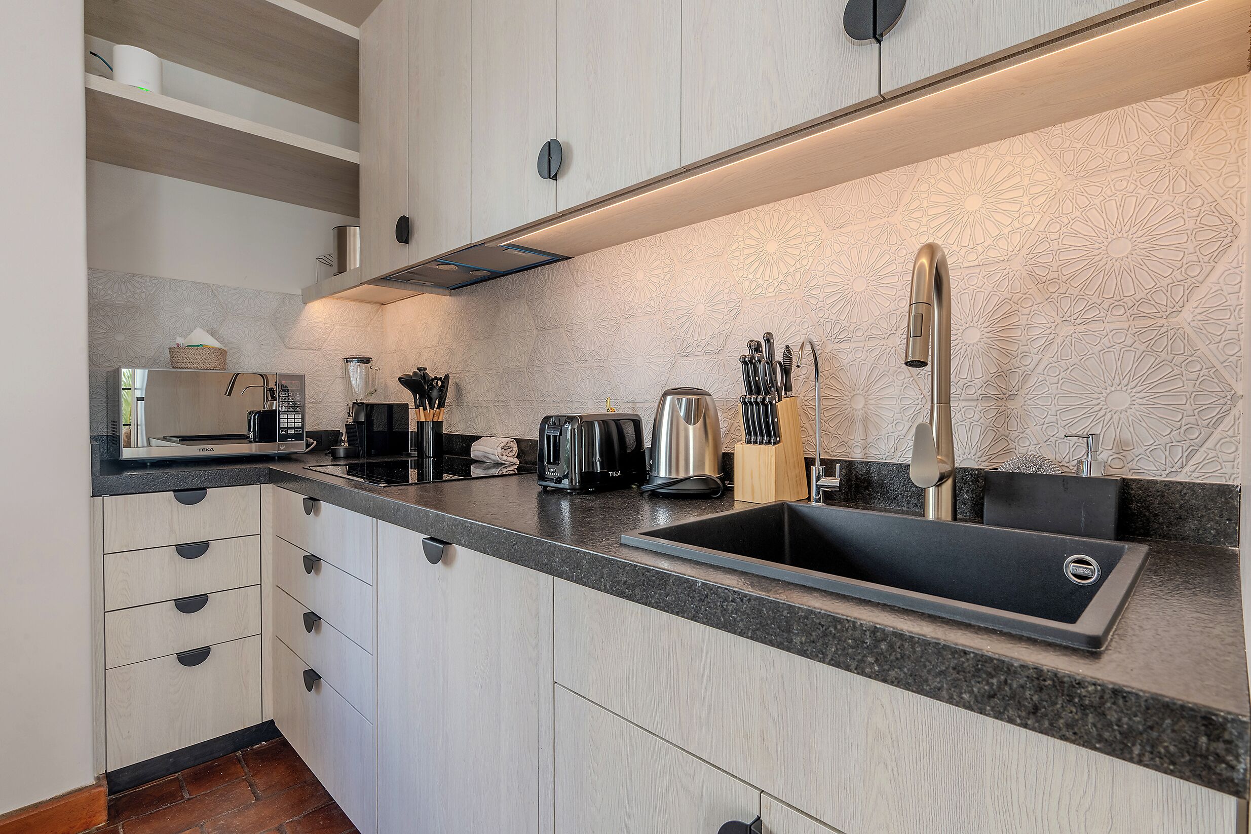 Deluxe Apartment, 2 Bedrooms, Terrace | Private kitchen | Fridge, espresso maker, coffee/tea maker, electric kettle