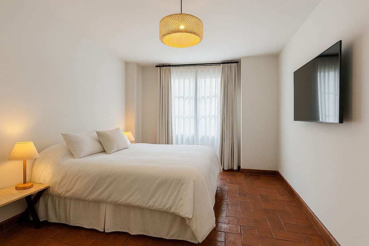 Egyptian cotton sheets, premium bedding, memory-foam beds, in-room safe