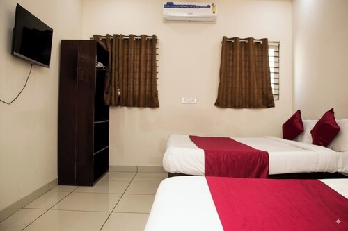 Hotel The Grand Avanti