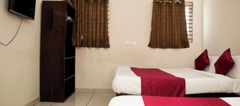 Hotel The Grand Avanti