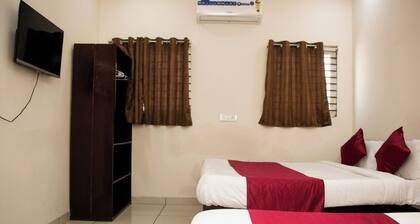 Hotel The Grand Avanti