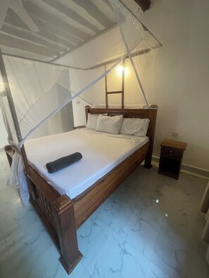 Family Villa, Ocean View | Desk, laptop workspace, free WiFi