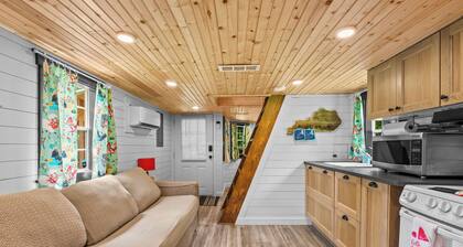 ★☆ River Crossing Tiny Cabin – The Perfect Red River Gorge Getaway Awaits! ☆★