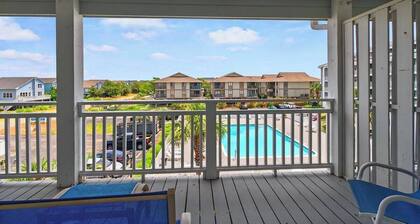 The Big Kahuna 6BR 4BA Luxurious Townhome on the Sand!