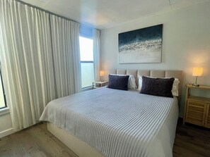 1 chambre, fer et planche à repasser, accès au Wi-Fi (inclus)