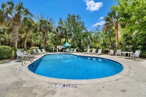 Pool - Chic Beachside Escape at Xanadu Villas (Hilton Head Island)
