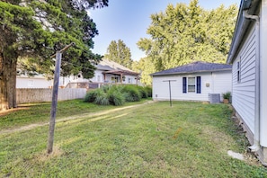 Property grounds - Home < 3 Mi to Rte 66 & Lake Lou Yaeger! (Litchfield)