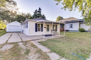 Exterior - Home < 3 Mi to Rte 66 & Lake Lou Yaeger! (Litchfield)