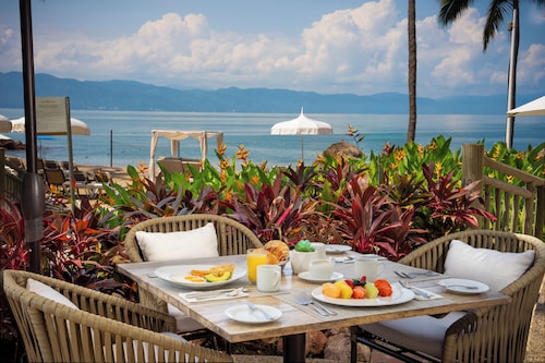 Ocean Breeze Puerto Vallarta