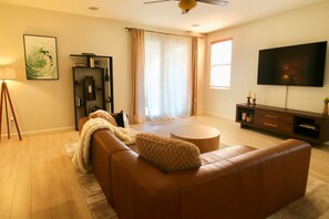 Offices, computer monitors, printers