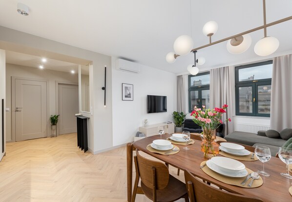 تناول الطعام