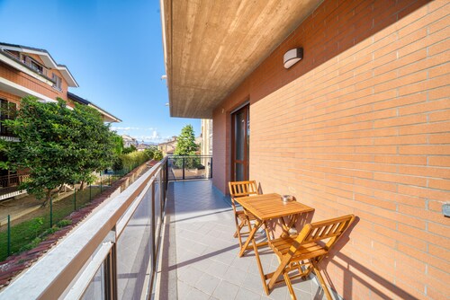 SGHouse apartment with free parking