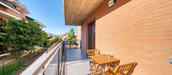 SGHouse apartment with free parking