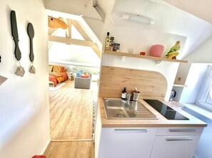 Microwave, stovetop - Le Citronnier, cosy and elegant studio (Saint-Brieuc)