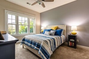 3 chambres, fer et planche à repasser, accès Internet, draps fournis