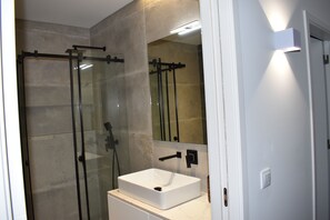 Dusche, Bidet