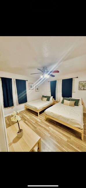 2 bedrooms, iron/ironing board, WiFi, bed sheets