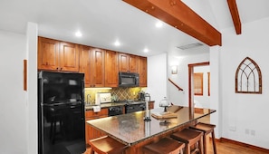 Mikrowelle, Ofen, Herdplatte, GeschirrspĂŒler