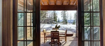 Cozy 2-bedroom, 2.5 Bath Cabin located in the Tamarack Ski Resort, Donnelly, ID.